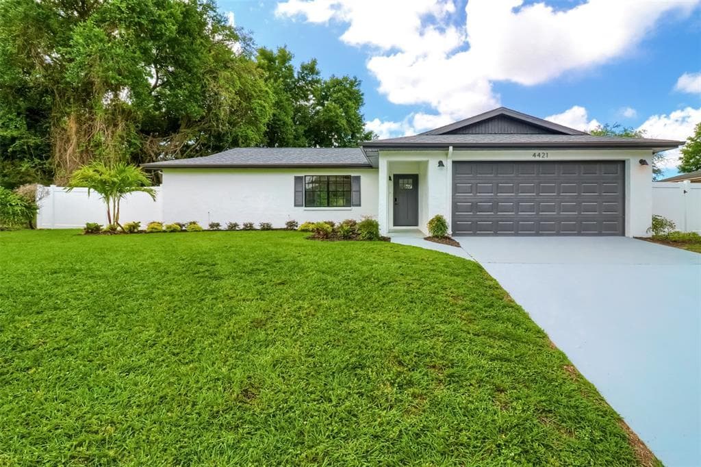 4421 LURLINE CIRCLE TAMPA, FL 33610