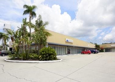 347 6TH AVENUE W BRADENTON, FL 34205