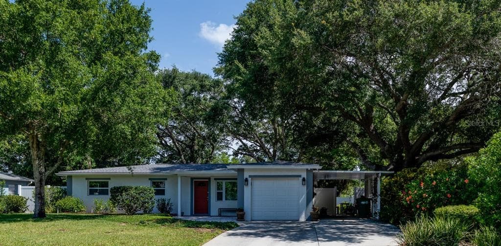 2901 W ROGERS AVENUE TAMPA, FL 33611
