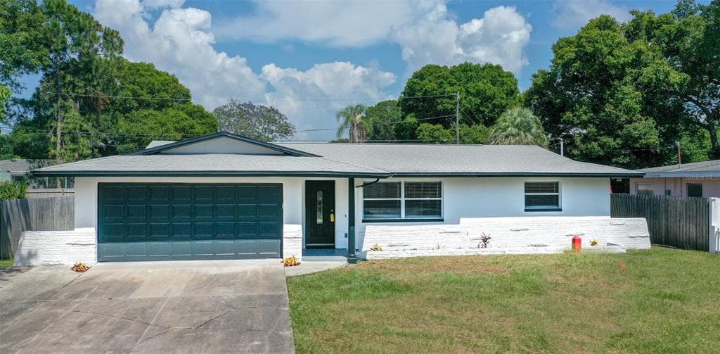 1411 CHANDLER AVENUE CLEARWATER, FL 33755