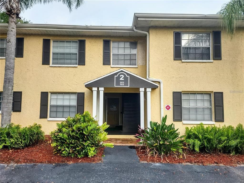 13125 WILCOX ROAD UNIT 2103 LARGO, FL 33774