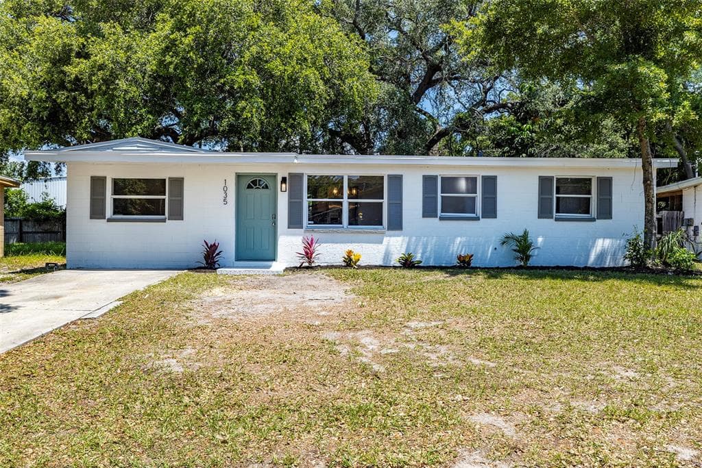 1035 7TH STREET N SAFETY HARBOR, FL 34695