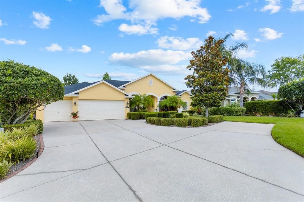 2126 LARCHWOOD COURT TRINITY, FL 34655
