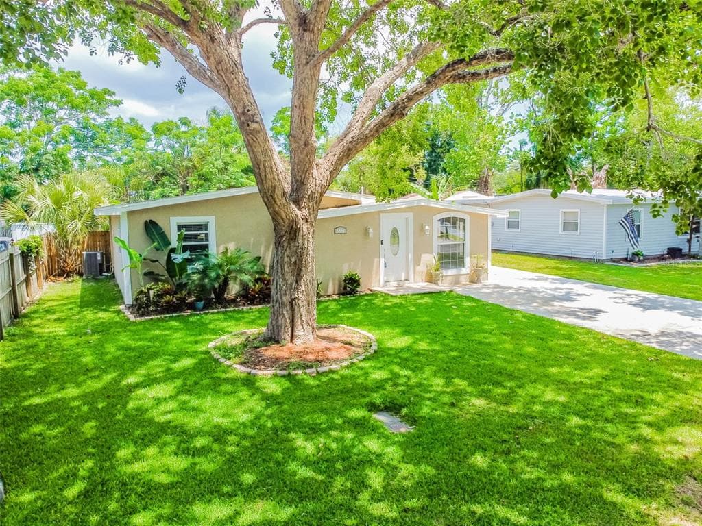 5851 64TH TERRACE N PINELLAS PARK, FL 33781