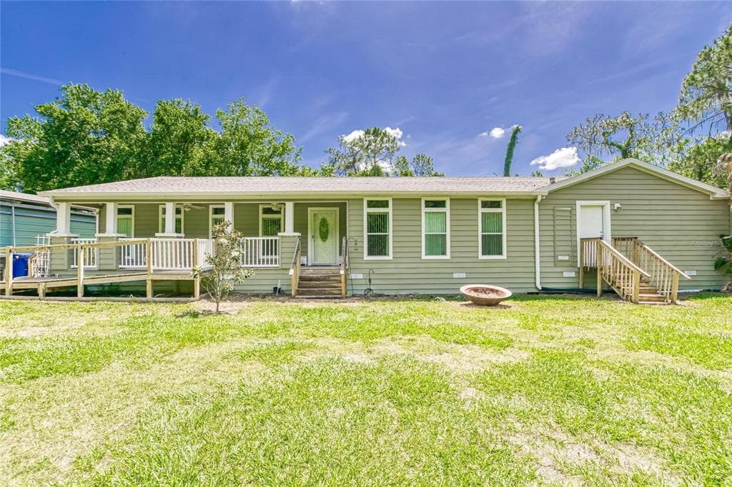 13807 SWEAT LOOP ROAD WIMAUMA, FL 33598