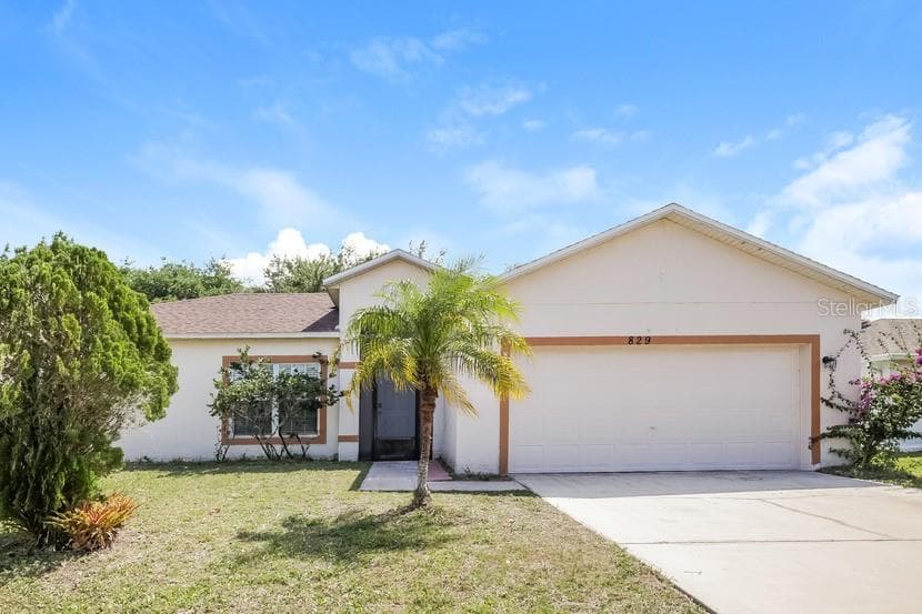 829 ALBI COURT KISSIMMEE, FL 34759