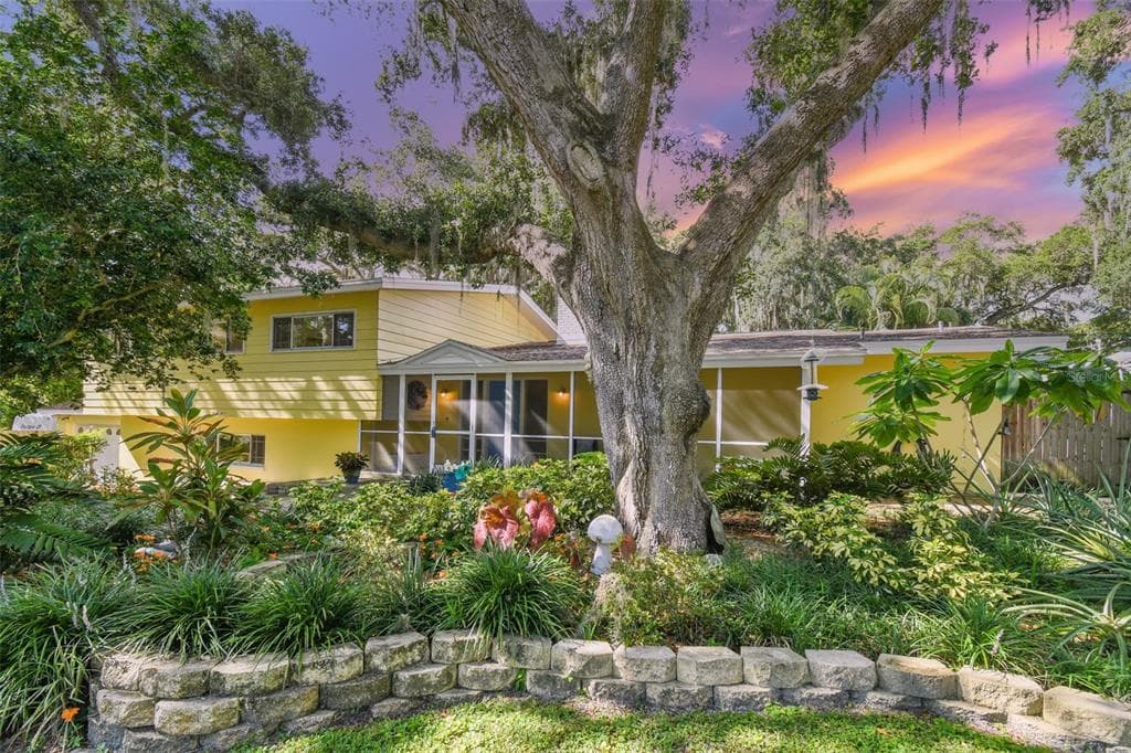 3325 SAN BERNADINO STREET CLEARWATER, FL 33759