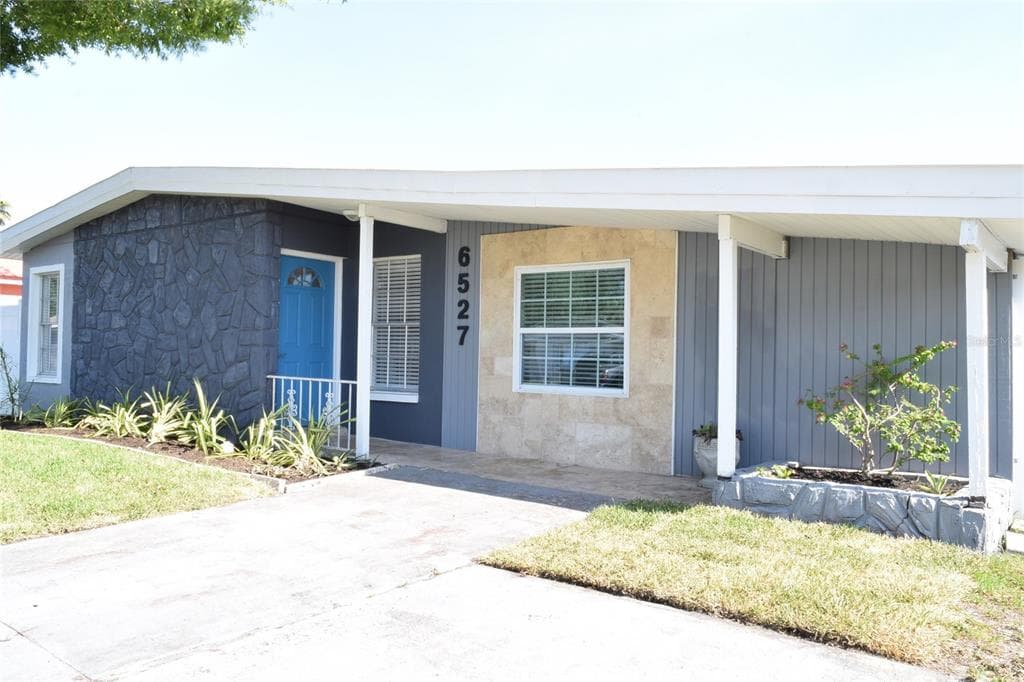 6527 S WEST SHORE CIRCLE TAMPA, FL 33616