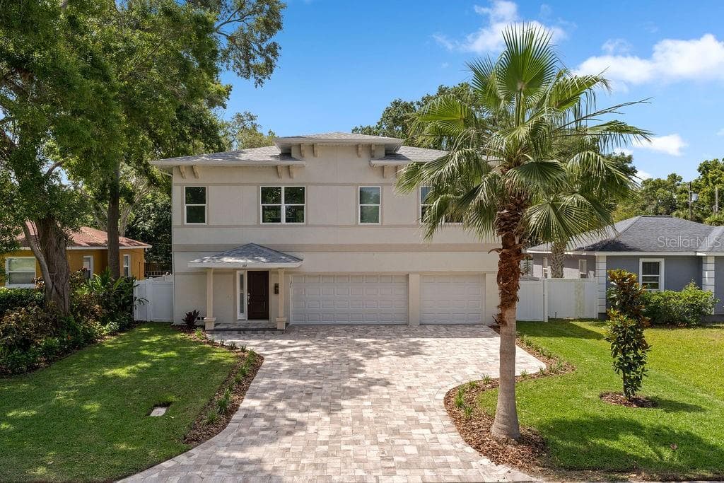 144 36TH AVENUE NE ST PETERSBURG, FL 33704