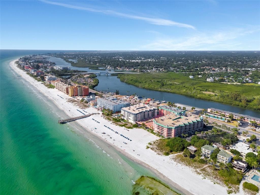 18400 GULF BOULEVARD UNIT 2205 INDIAN SHORES, FL 33785