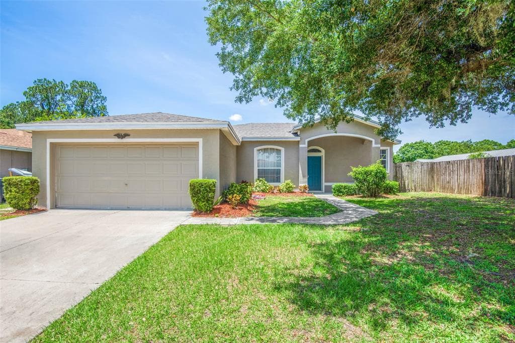6422 MYRTLEWOOD DRIVE LAKELAND, FL 33810