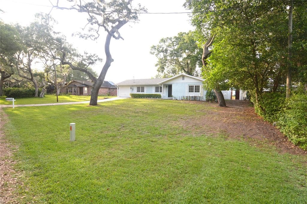 34037 WOODLAND CIRCLE DADE CITY, FL 33523