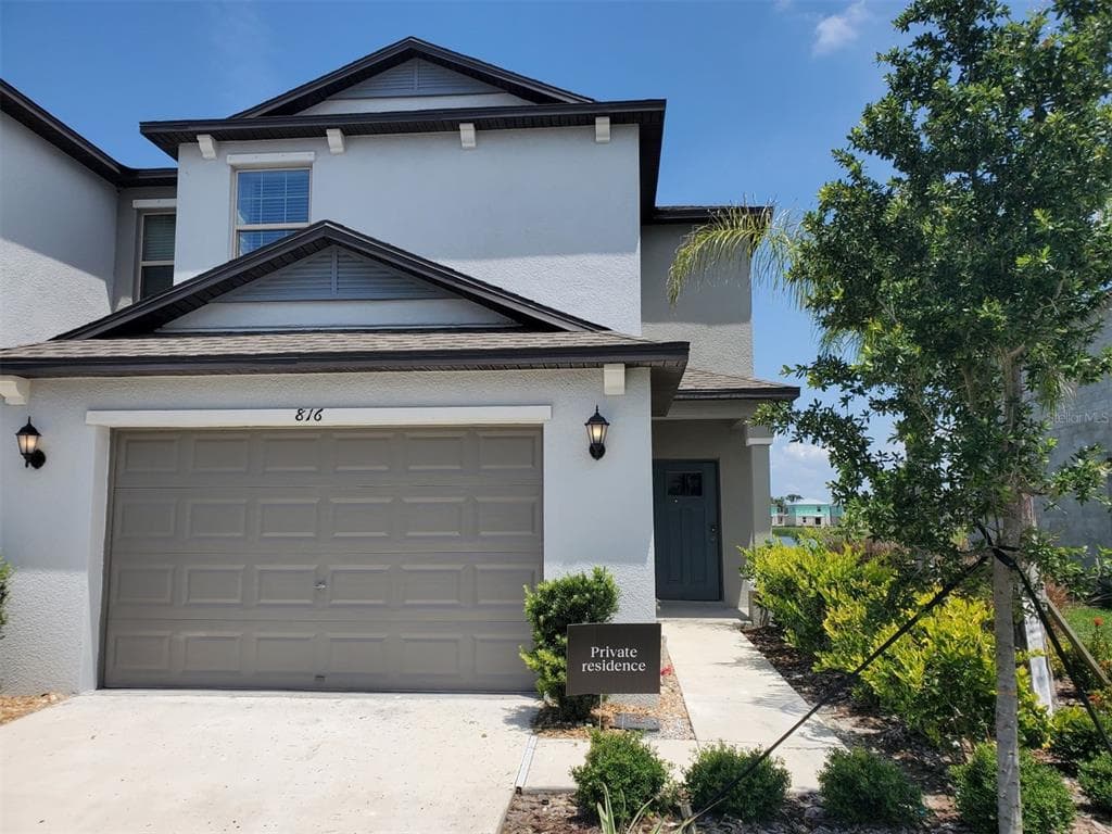 816 ROYAL EMPRESS DRIVE RUSKIN, FL 33570