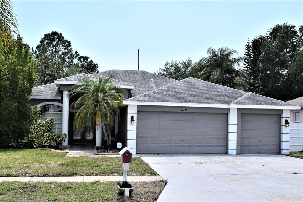 11431 GEORGETOWN CIRCLE TAMPA, FL 33635