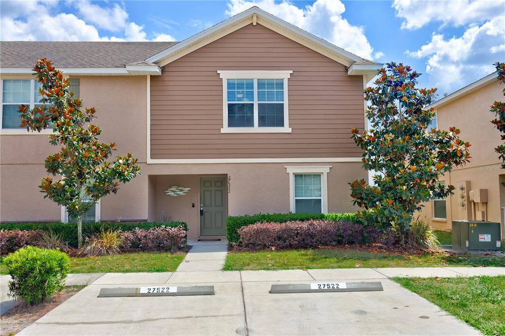 27522 DESERT WILLOW WAY WESLEY CHAPEL, FL 33544