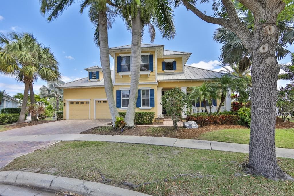 5617 SEAGRASS PLACE APOLLO BEACH, FL 33572