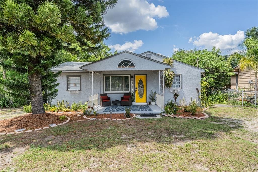 2706 E ANNIE STREET TAMPA, FL 33612