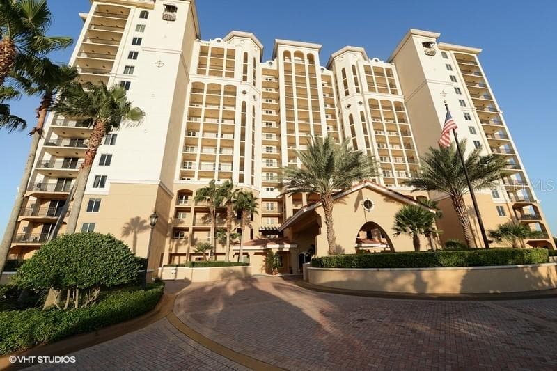 5823 BOWEN DANIEL DRIVE UNIT 505 TAMPA, FL 33616