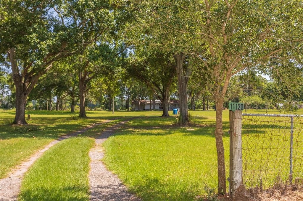 11120 CHAROLAIS ROAD LITHIA, FL 33547
