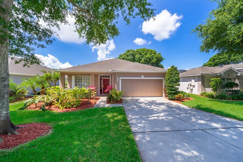 3750 HASTING LANE CLERMONT, FL 34711
