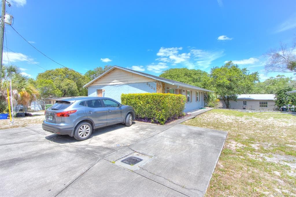 4606 E MANGO TERRACE TAMPA, FL 33617