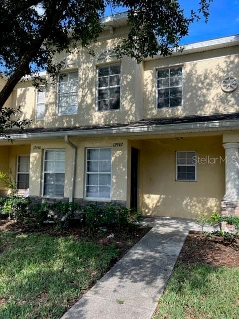 12942 TRADE PORT PLACE RIVERVIEW, FL 33579