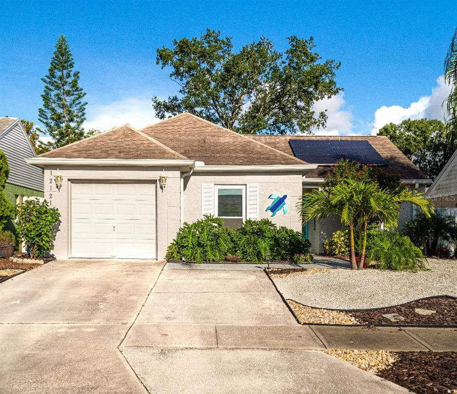 12121 75TH STREET LARGO, FL 33773