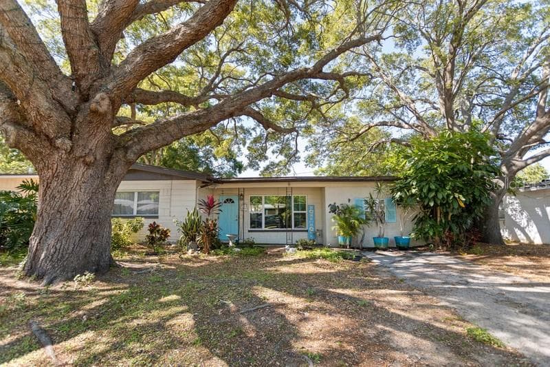 11373 116TH AVENUE LARGO, FL 33778