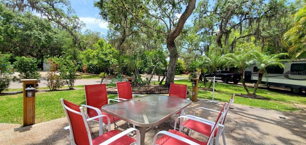 371 BOB CAT LANE LAKE WALES, FL 33898