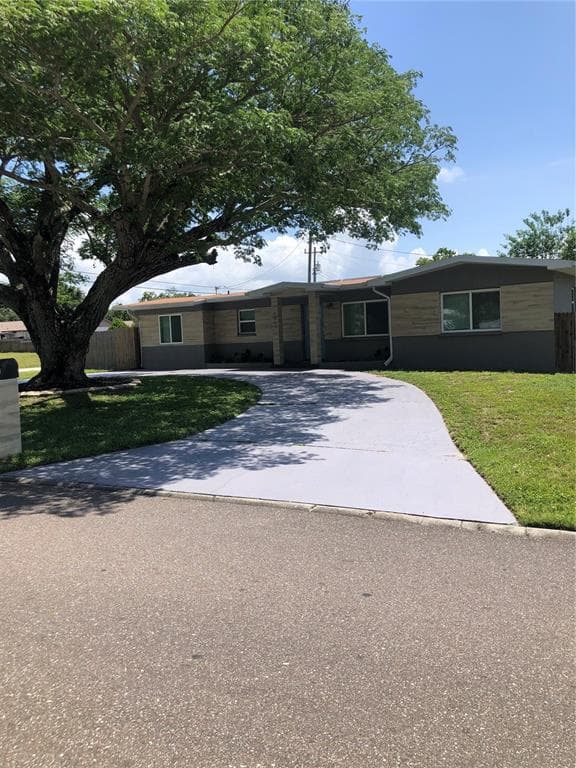 1865 CARLTON DRIVE CLEARWATER, FL 33759