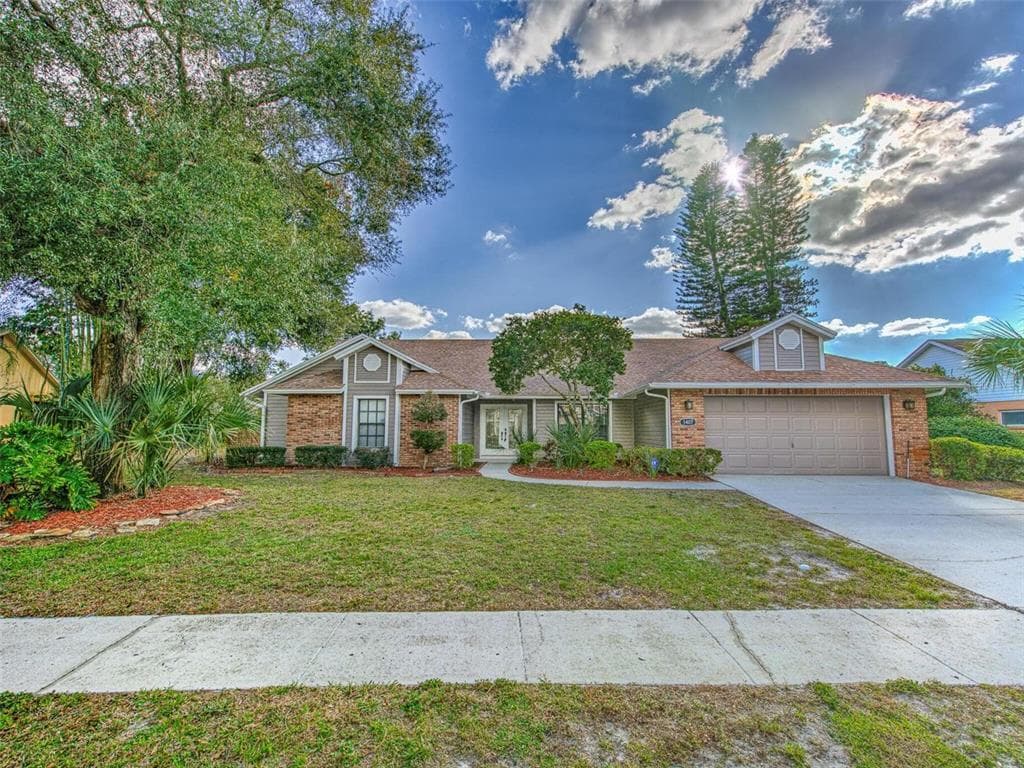 1407 HOLLEMAN DRIVE VALRICO, FL 33596