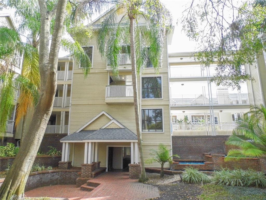 1000 W HORATIO STREET UNIT 324 TAMPA, FL 33606
