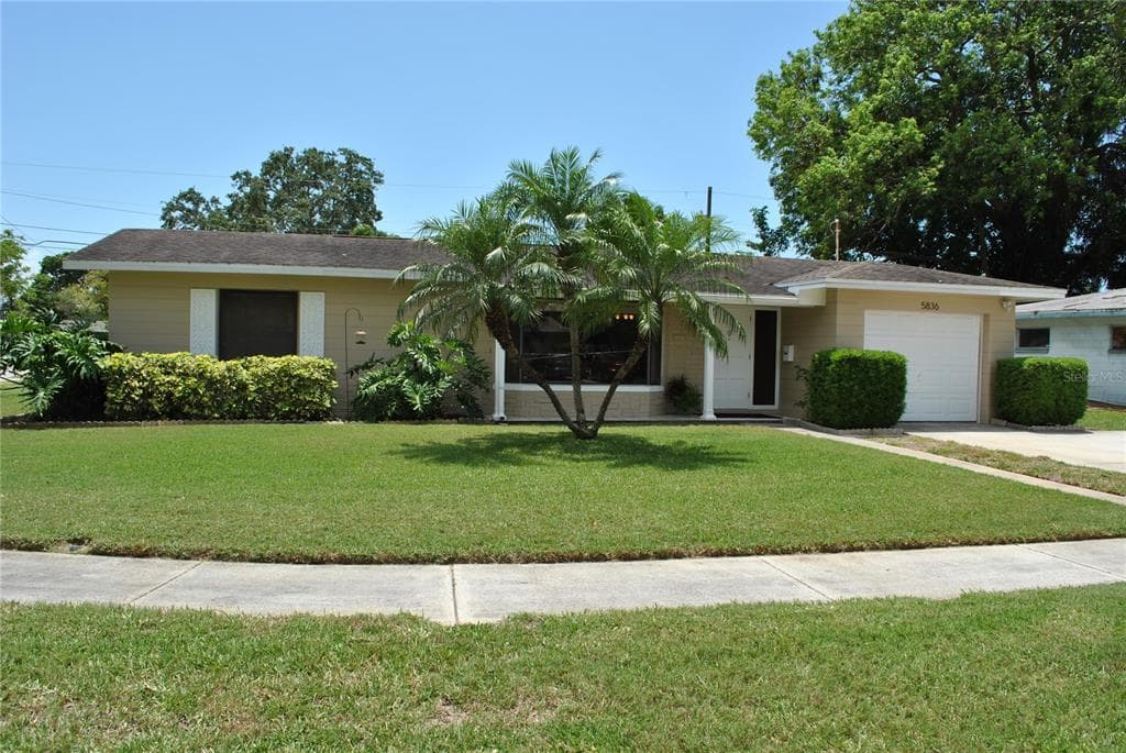 5836 29TH AVENUE N ST PETERSBURG, FL 33710