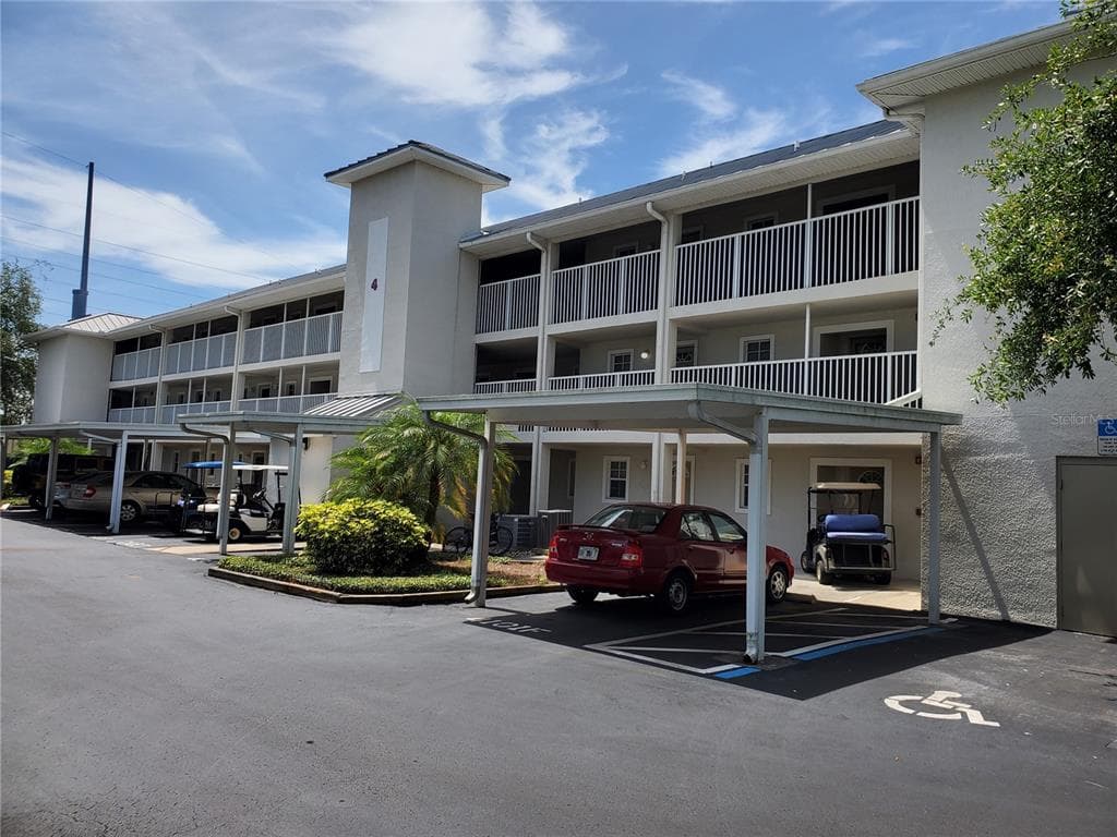 21146 FOUNTAIN VIEW LANE UNIT 4202 LUTZ, FL 33558