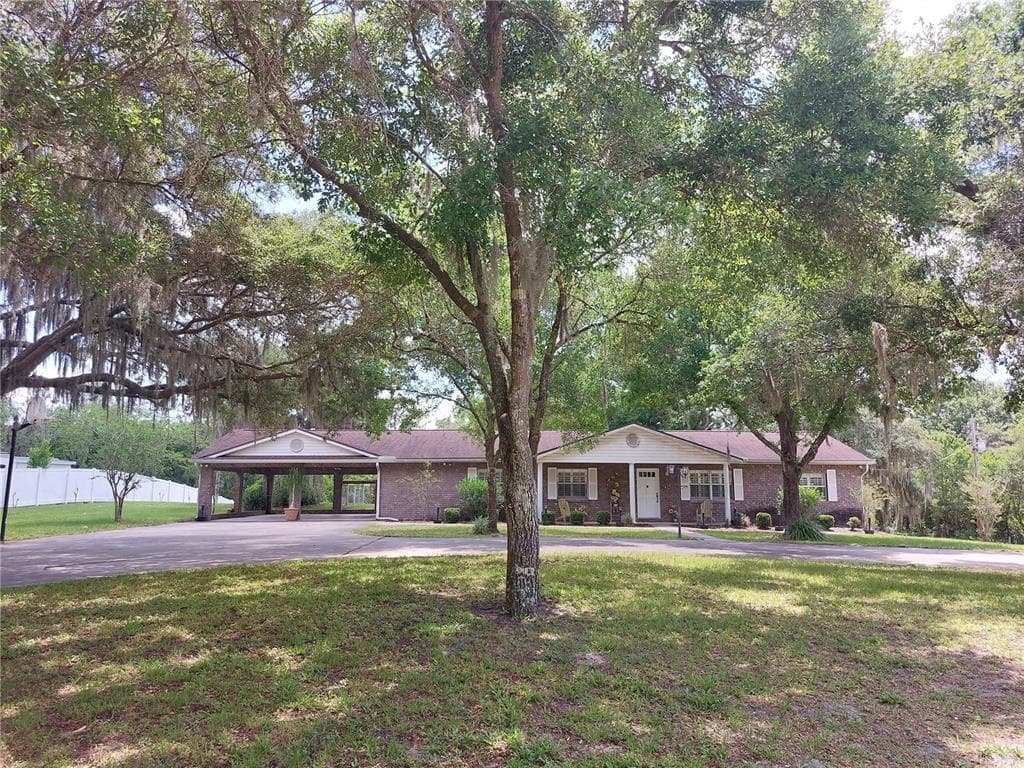 15002 CARLTON LAKE ROAD WIMAUMA, FL 33598