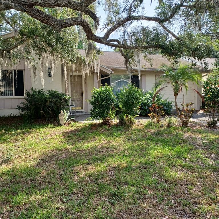 12518 COFFEE HILL ROW HUDSON, FL 34667