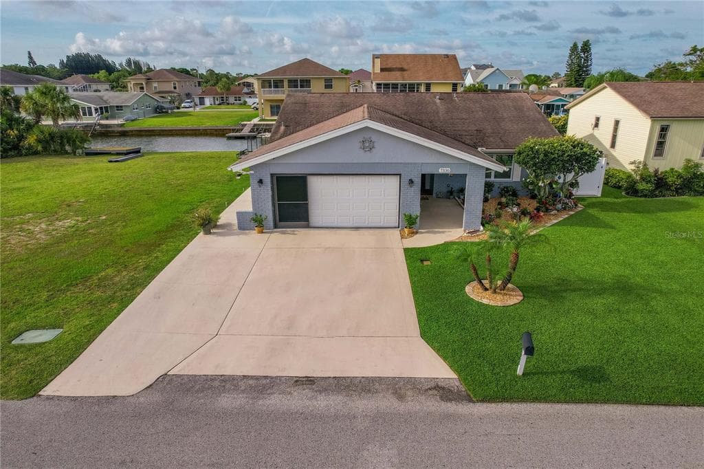 7330 YACHTSMAN DRIVE HUDSON, FL 34667