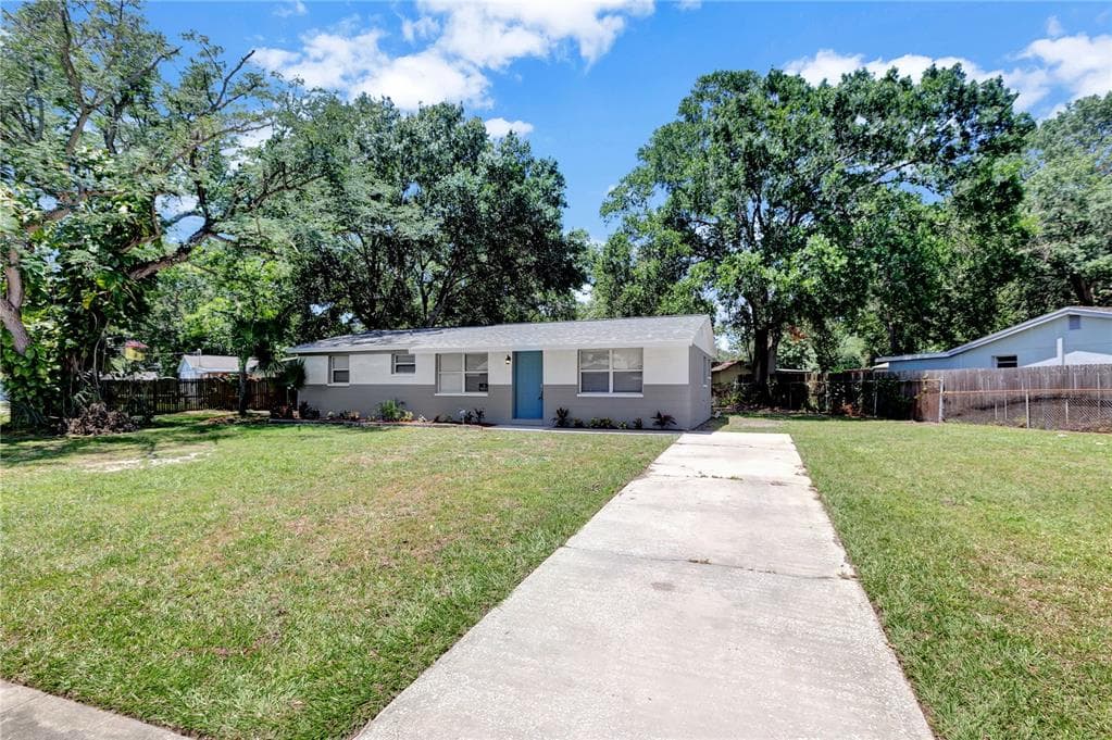3706 CORAL DRIVE TAMPA, FL 33619