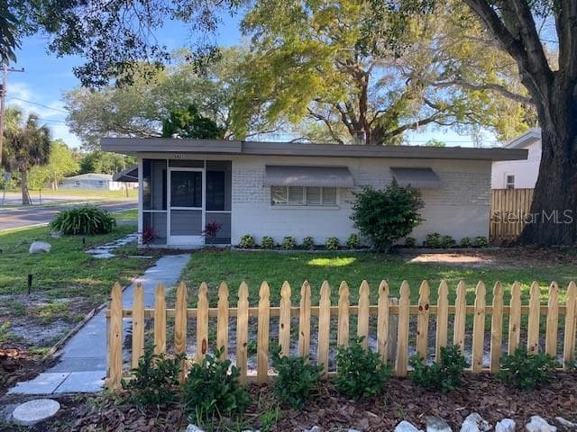 5821 PENNSYLVANIA AVENUE NEW PORT RICHEY, FL 34652