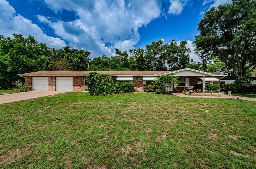 18620 YOCAM AVENUE LUTZ, FL 33549