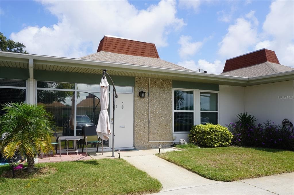4361 TAHITIAN GARDENS CIRCLE UNIT C HOLIDAY, FL 34691