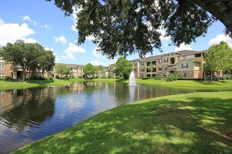 10121 COURTNEY PALMS BOULEVARD UNIT 201 TAMPA, FL 33619