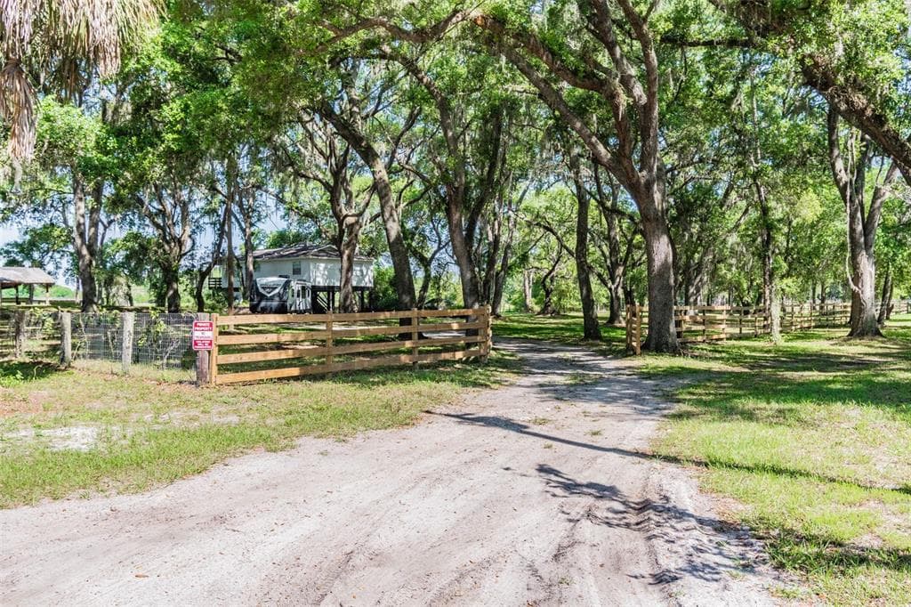 26733 FIELDS FARM LANE