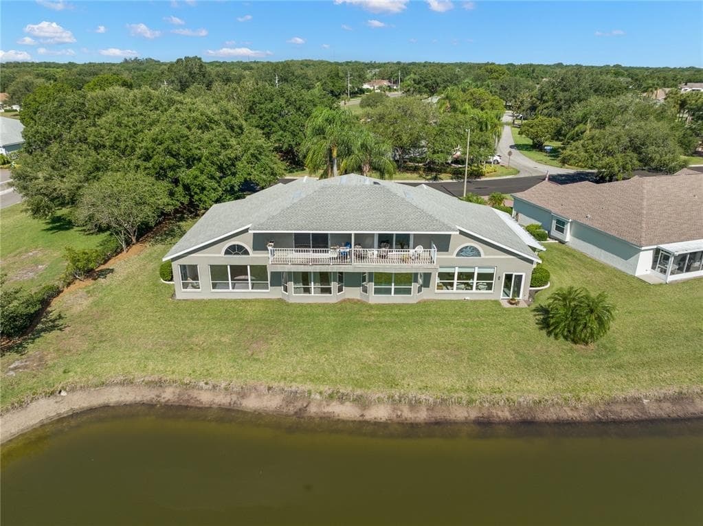 808 MCDANIEL STREET UNIT 808 SUN CITY CENTER, FL 33573