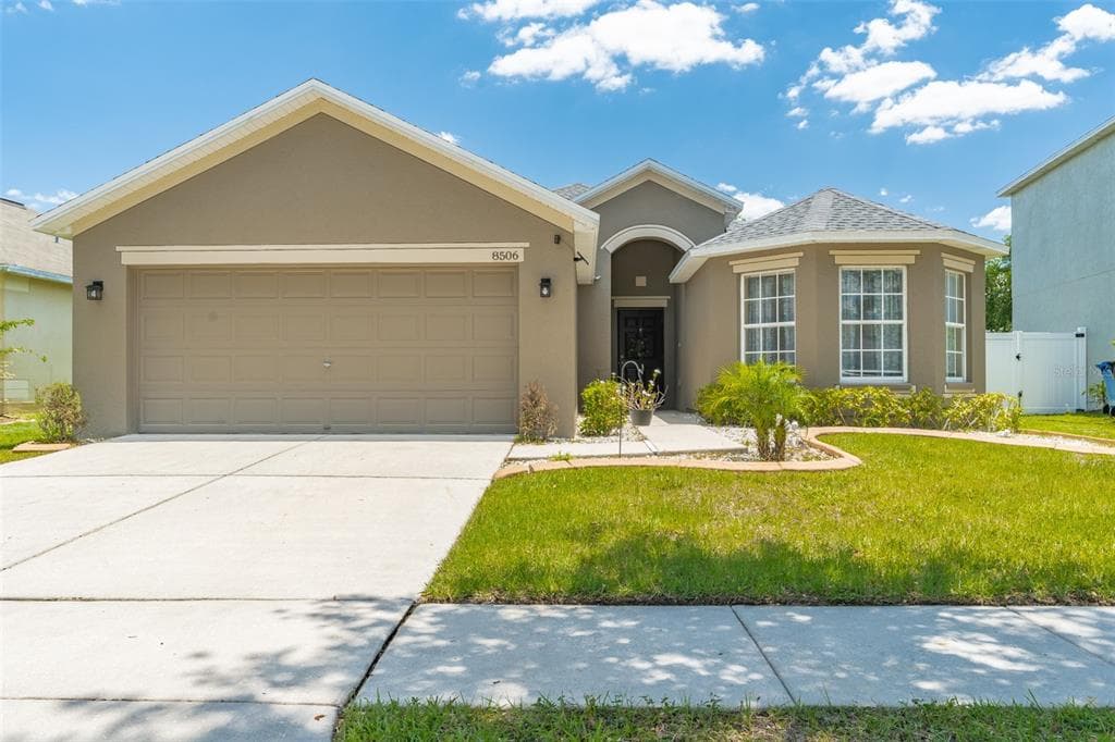 8506 CARRIAGE POINTE DRIVE GIBSONTON, FL 33534