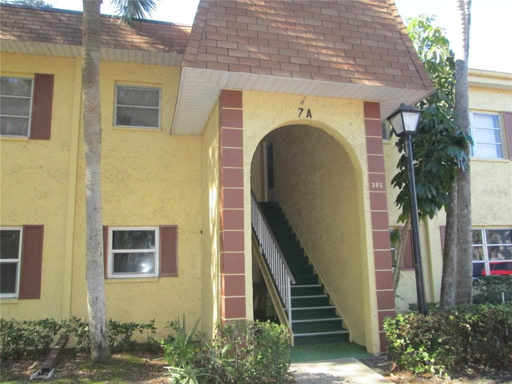 385 S MCMULLEN BOOTH ROAD UNIT 63 CLEARWATER, FL 33759