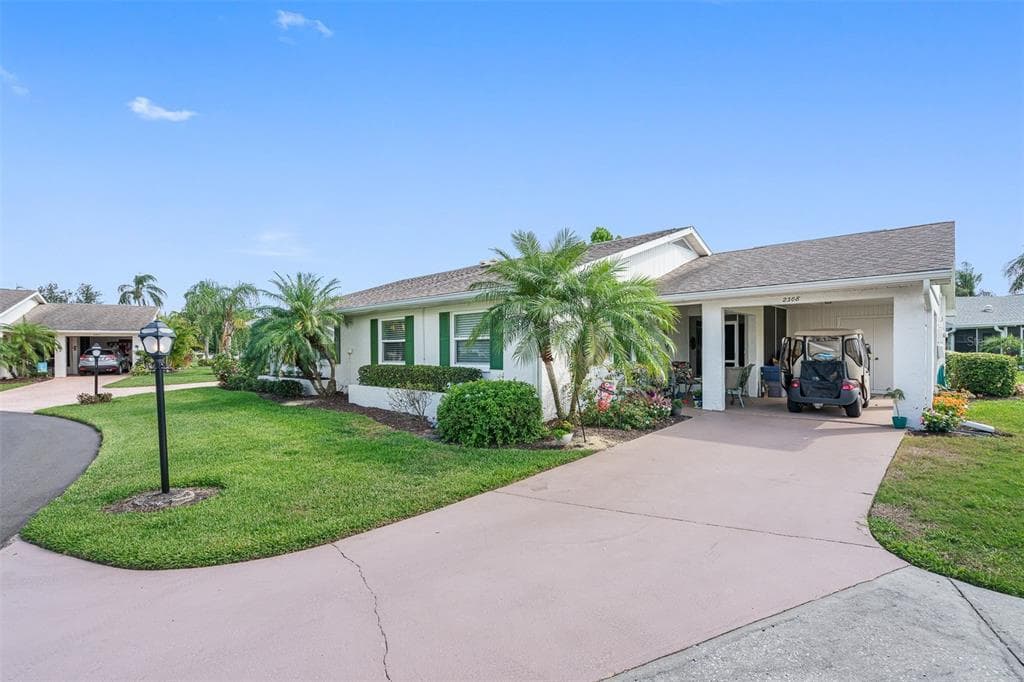2308 GRANTHAM COURT UNIT 288 SUN CITY CENTER, FL 33573