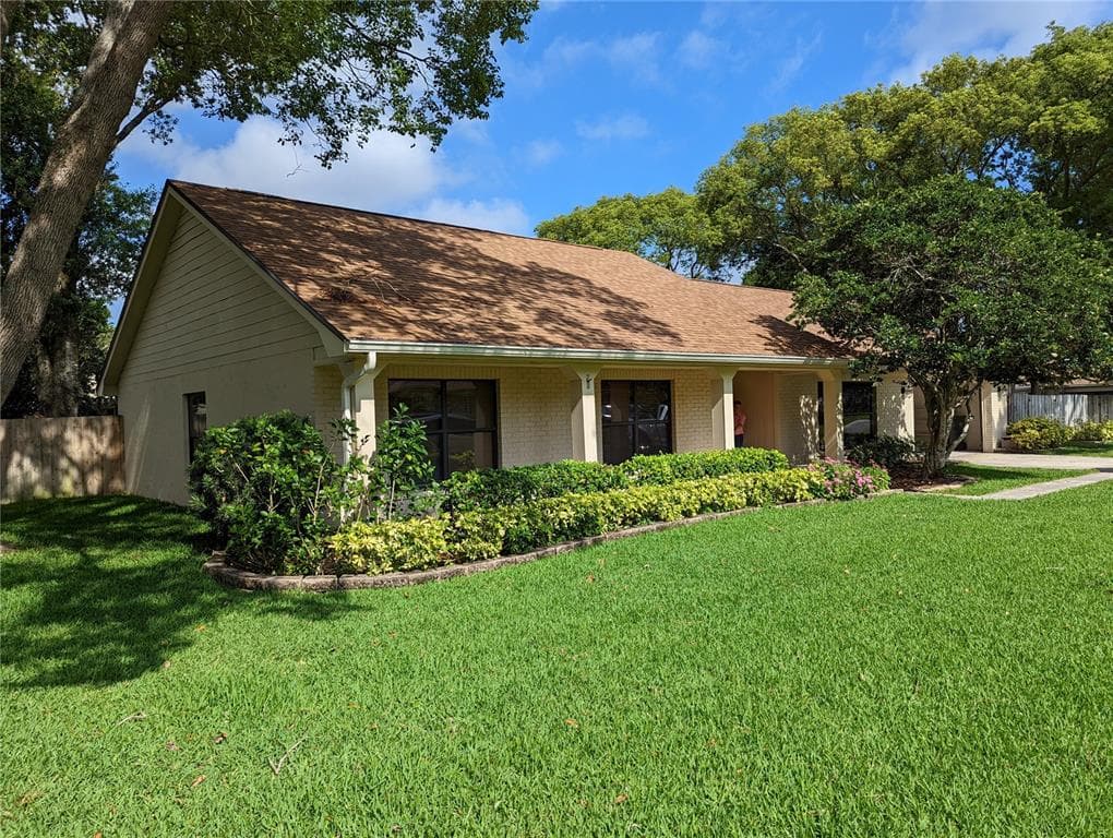 12102 SNEAD PLACE TAMPA, FL 33624
