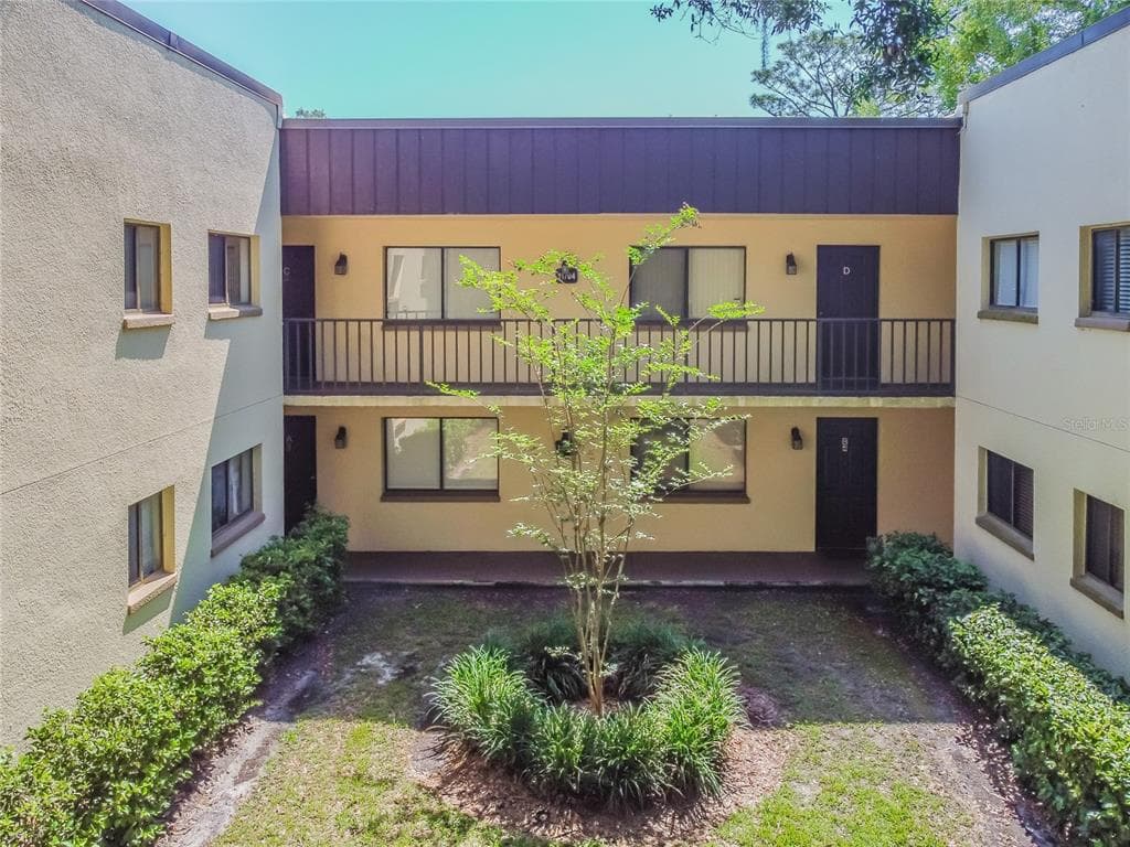11704 RAINTREE LAKE LANE UNIT C