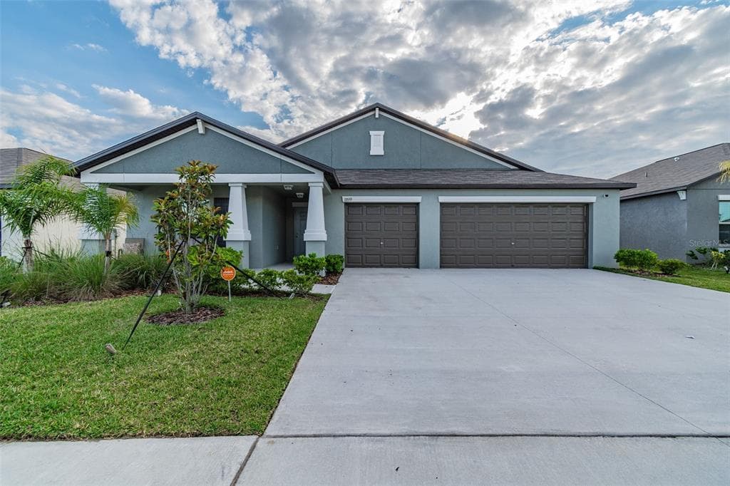 13559 WILLOW BLUESTAR LOOP